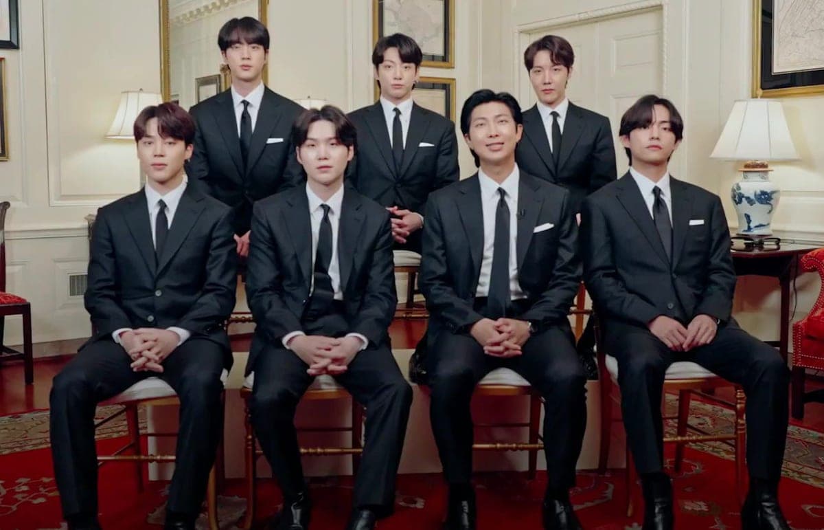BTS WORLD TOUR IN NEW JERSEY