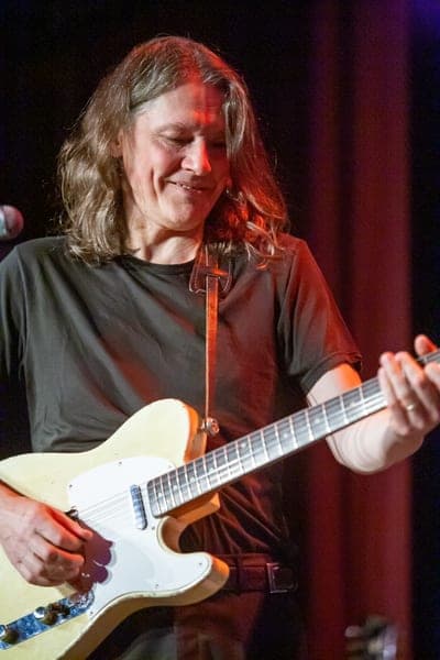 Robben Ford