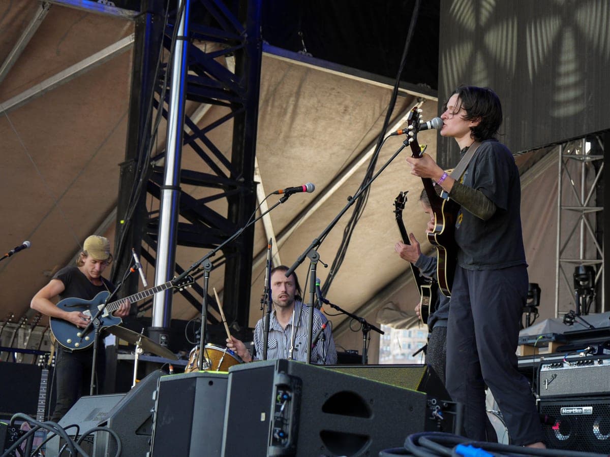 big thief- somersault slide 360 tour